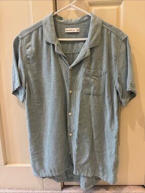 Abercrombie‎ & Fitch Pale Green Short Sleeve Camp Shirt